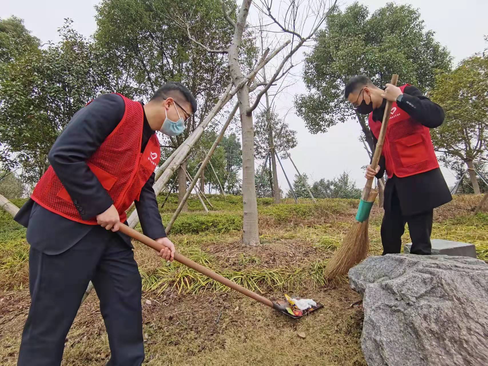 1646269969169353.jpg 照片5張亮拍攝.jpg